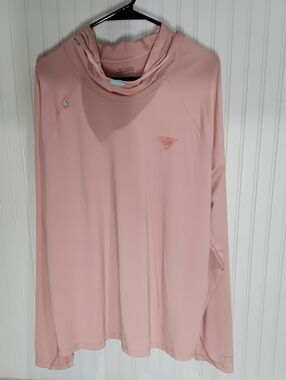 Columbia Hooded Long-Sleeve Sun Shirt